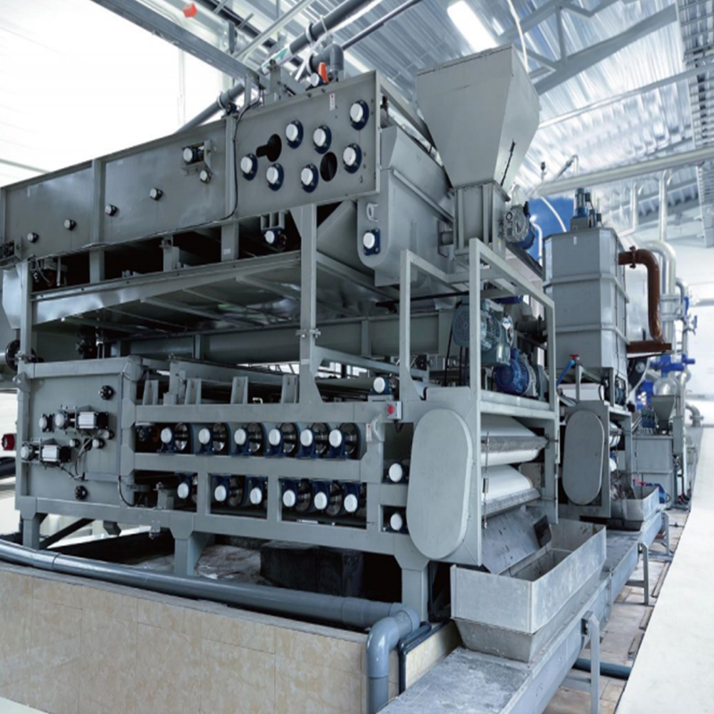 Mataas na dry belt type sludge dewatering machine